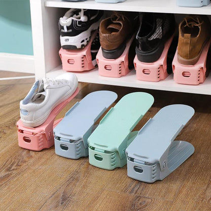 Adjustable shoe rack